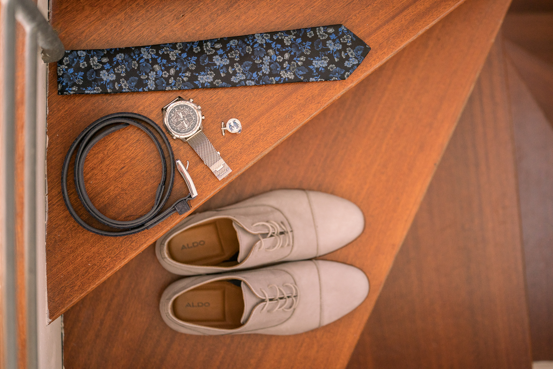 groom wedding shoes and tie
