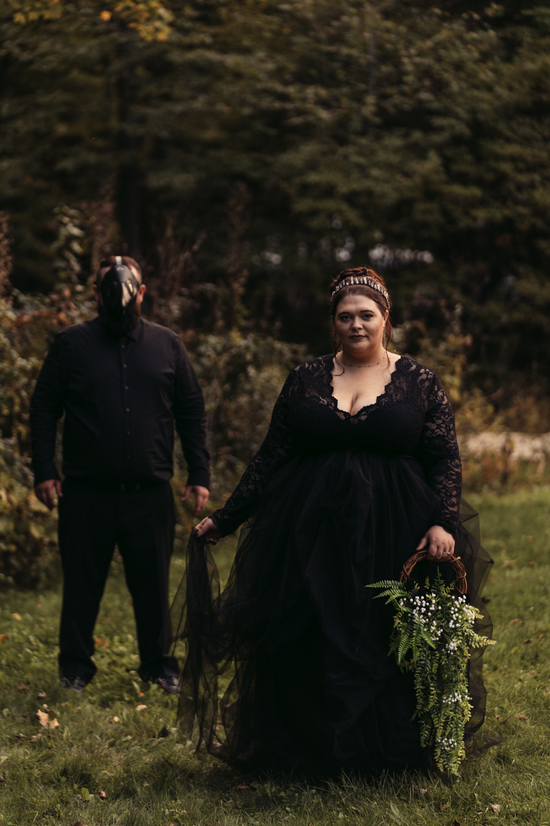 Gothic Halloween Wedding | Berlin Heights, Ohio Wedding Photographer