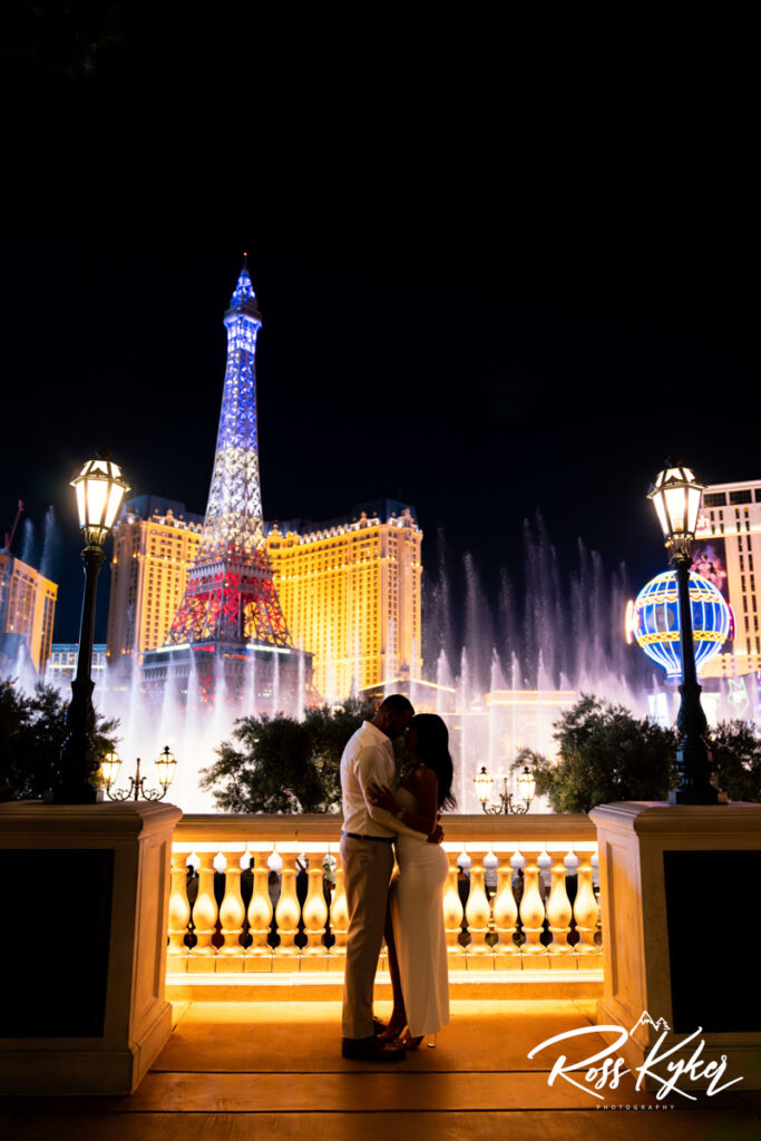 las vegas bellagio fountains engagement photos with paris casino in the background